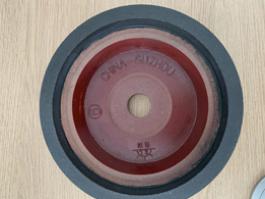 10宽红色树脂轮